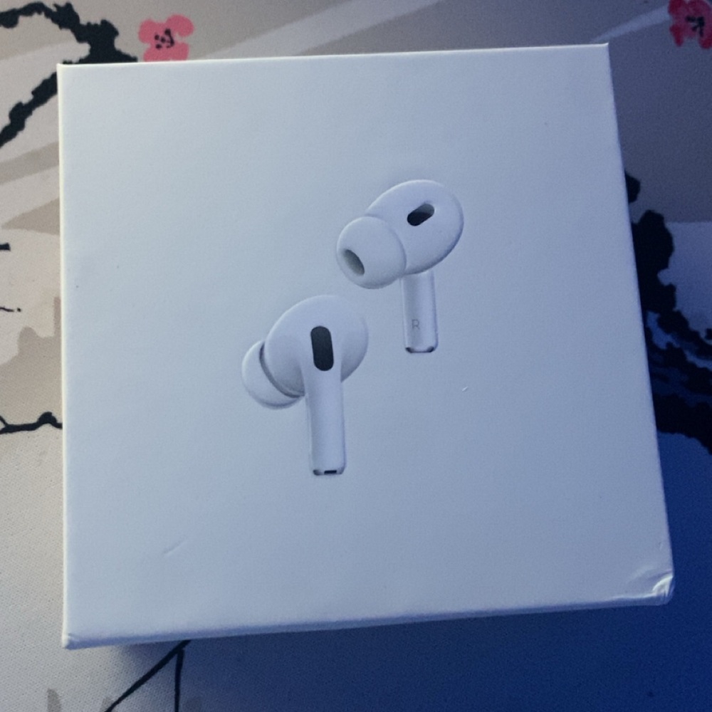 Apple AirPods Pro Wireless Earbuds